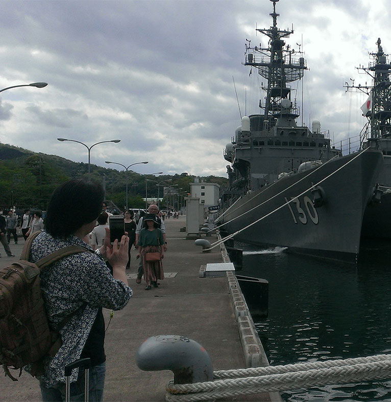 休日のぶらり旅行で護衛艦を見に行きました